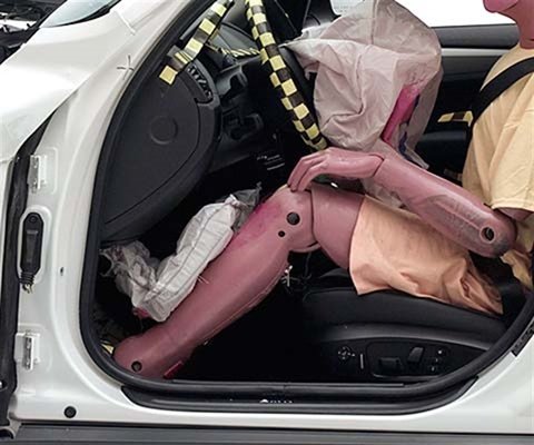 2013 BMW X1 IIHS Frontal Impact Crash Test Picture