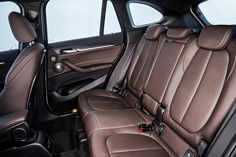 2018 BMW X1 xDrive28i Rear Seats Picture