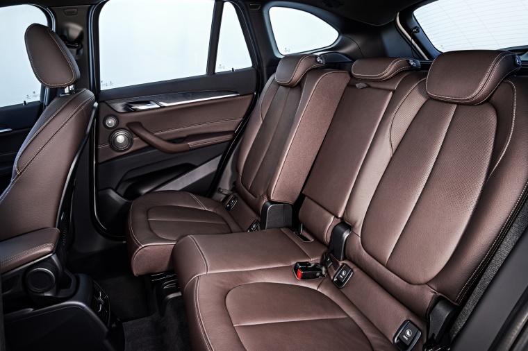 2018 BMW X1 xDrive28i Rear Seats Picture