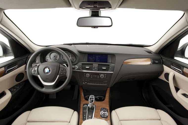 2011 BMW X3 xDrive35i Cockpit Picture