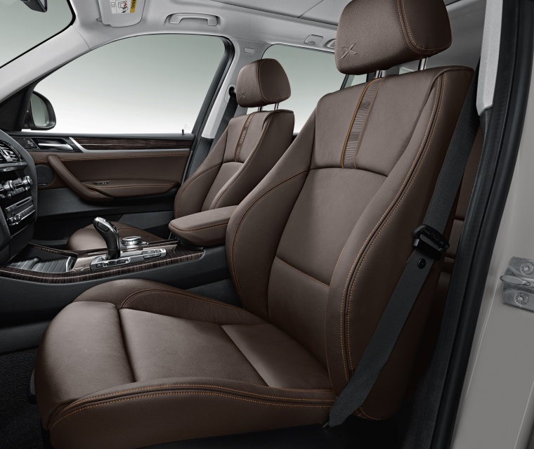 2015 BMW X3 Front Seats Picture