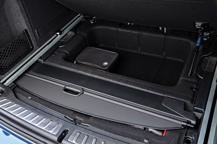 2018 BMW X3 M40i Underfloor Trunk Storage Picture