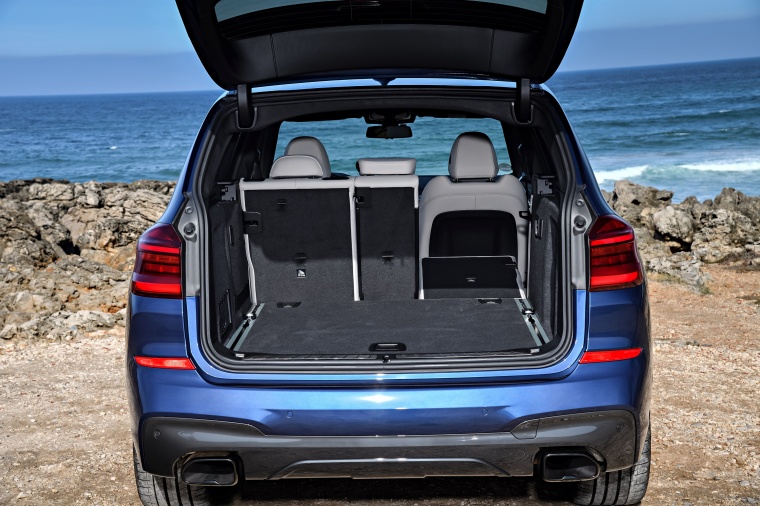 2018 BMW X3 M40i Trunk Picture