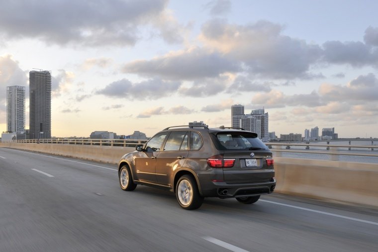 2012 BMW X5 xDrive35i Picture