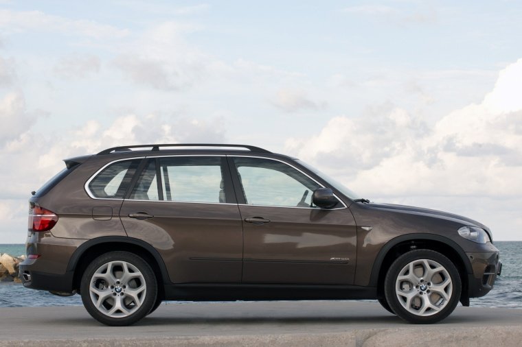 2013 BMW X5 xDrive50i Picture