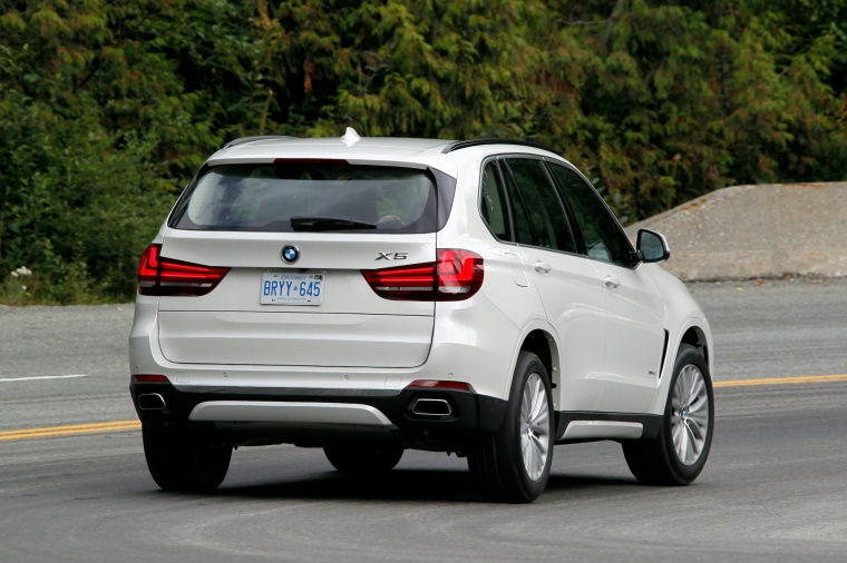 2016 BMW X5 xDrive50i Picture