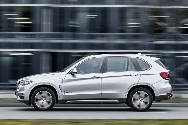 2016 BMW X5 xDrive40e Picture