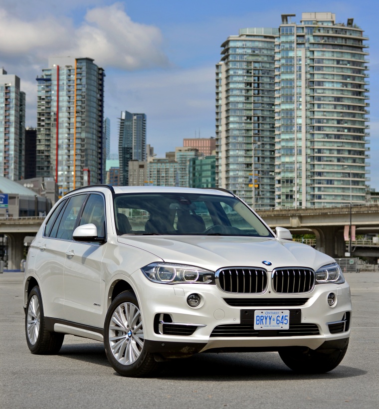 2016 BMW X5 xDrive50i Picture