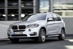 Picture of 2016 BMW X5 xDrive40e in Glacier Silver Metallic