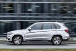Picture of 2016 BMW X5 xDrive40e in Glacier Silver Metallic