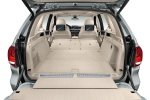 Picture of 2016 BMW X5 xDrive40e Trunk