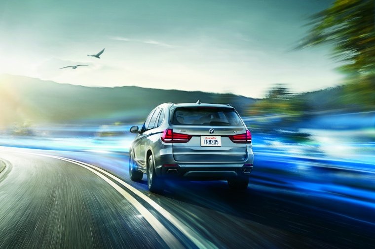 2017 BMW X5 xDrive40e Picture