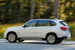 Picture of 2017 BMW X5 xDrive50i in Alpine White