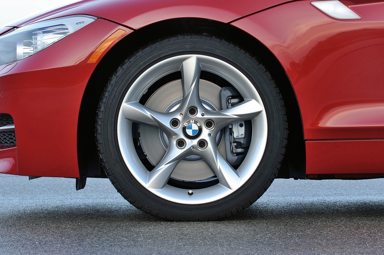 2012 BMW Z4 sdrive35is Rim Picture