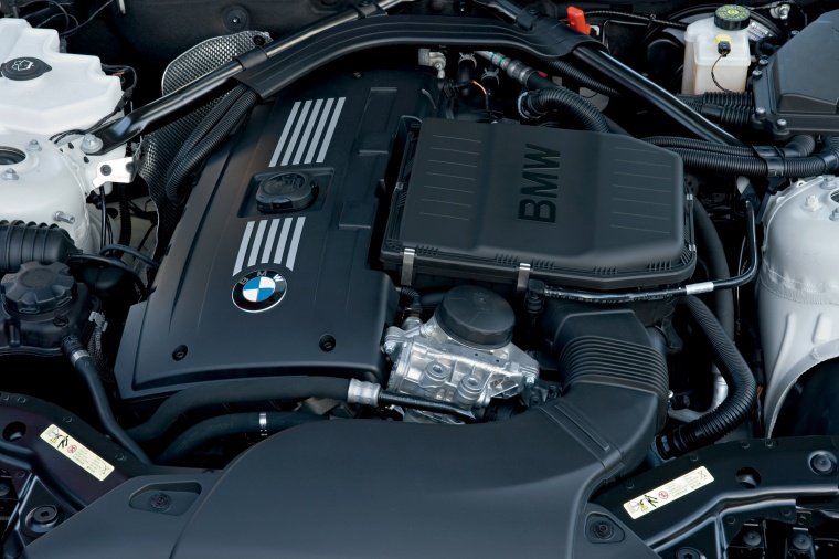 2013 BMW Z4 sdrive35i 3.0L Inline-6 twin-turbo Engine Picture