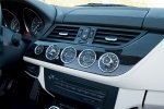 Picture of 2015 BMW Z4 sdrive35i Center Stack