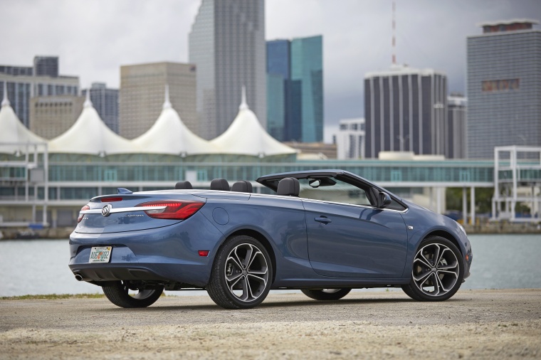 2018 Buick Cascada Convertible Picture