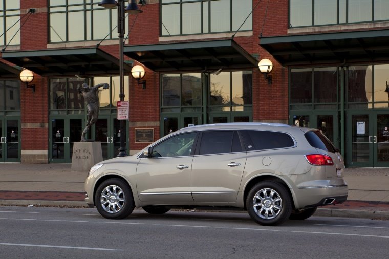 2016 Buick Enclave Picture