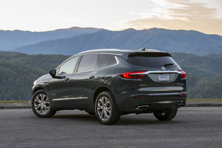 2019 Buick Enclave Avenir Picture