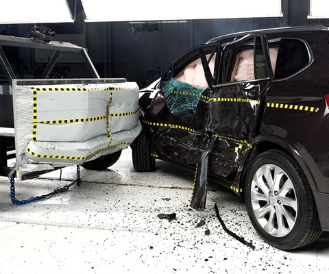 2016 Buick Envision IIHS Side Impact Crash Test Picture