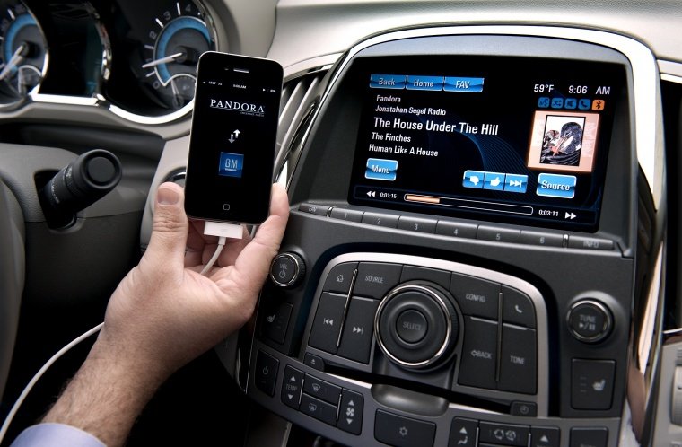 2013 Buick LaCrosse eAssist Dashboard Screen Picture