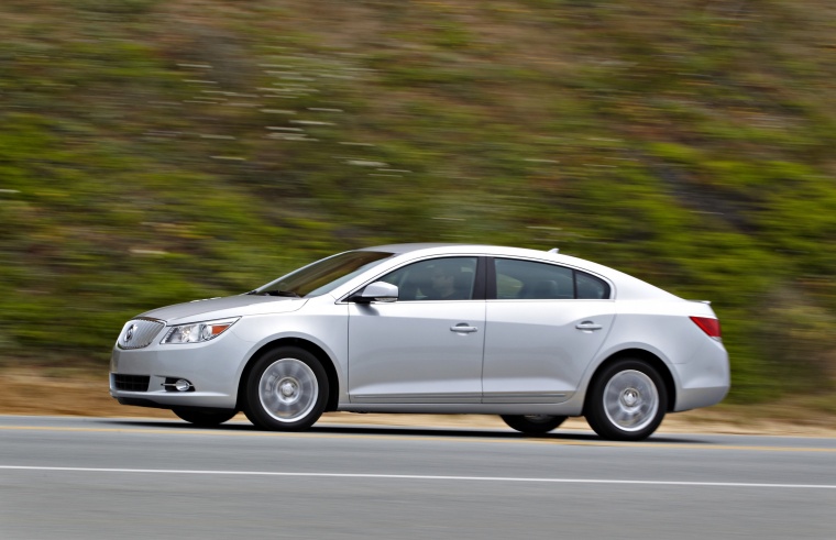 2013 Buick LaCrosse eAssist Picture
