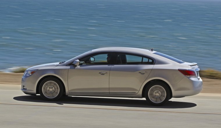 2013 Buick LaCrosse eAssist Picture