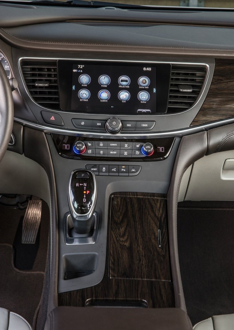 2017 Buick LaCrosse Center Stack Picture