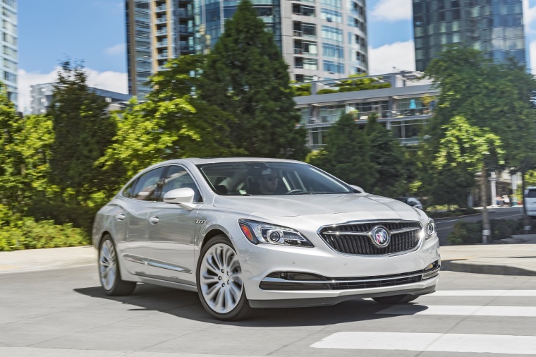 2017 Buick LaCrosse Picture