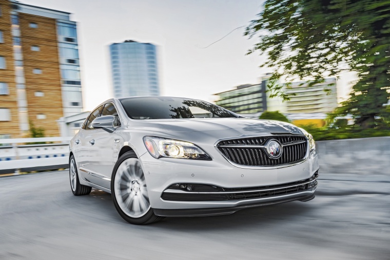 2017 Buick LaCrosse Picture