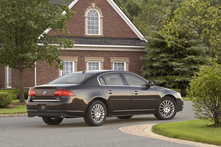 2010 Buick Lucerne Super Picture