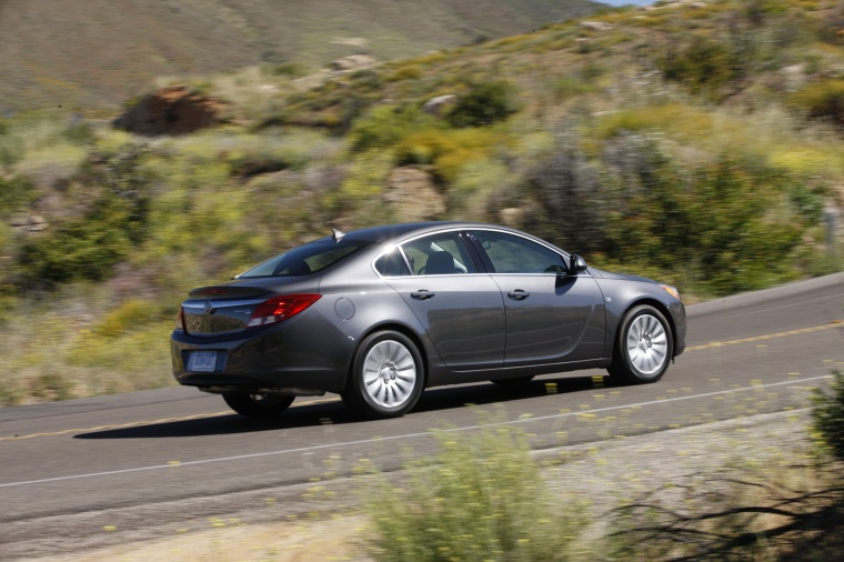 2011 Buick Regal CXL Picture