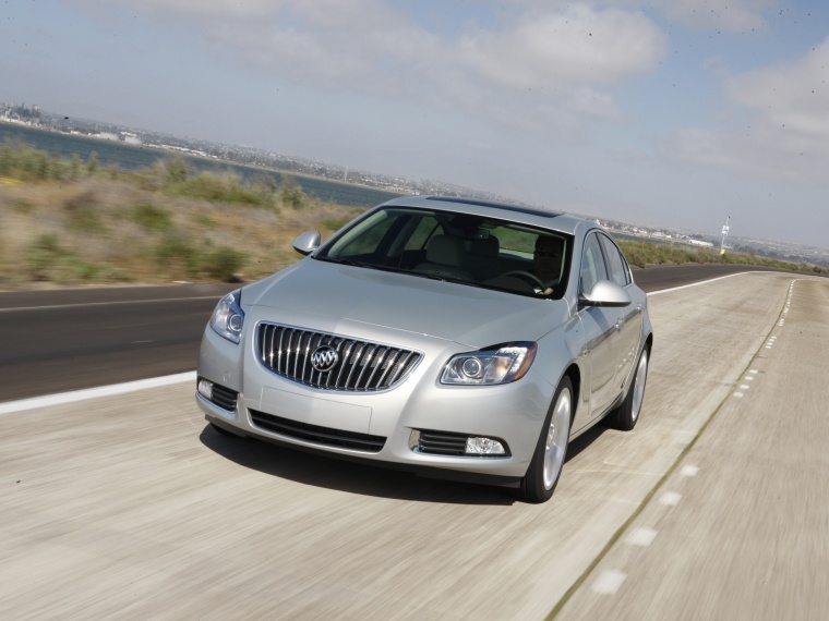 2012 Buick Regal Picture