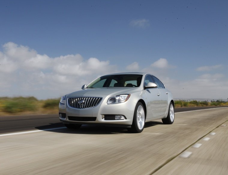 2012 Buick Regal Picture
