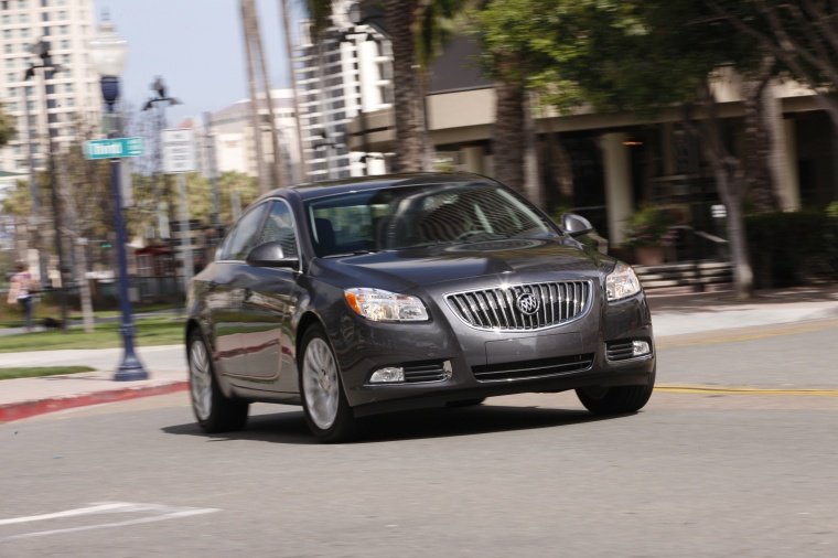 2012 Buick Regal Picture