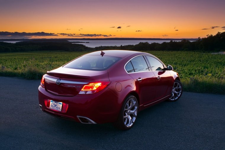 2012 Buick Regal GS Picture