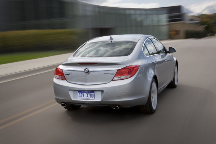 2012 Buick Regal Picture