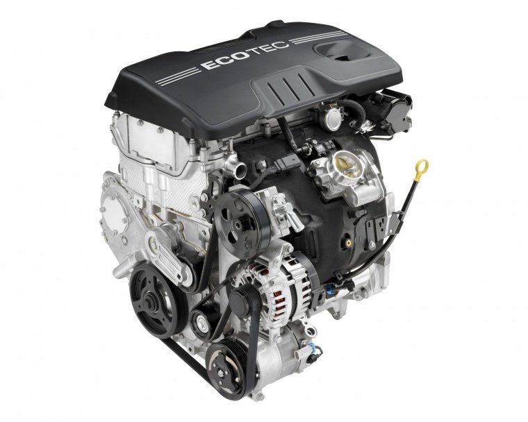 2013 Buick Regal 2.4L 4-cylinder Engine Picture