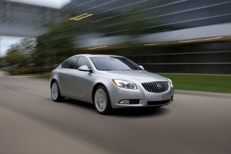 2013 Buick Regal Picture