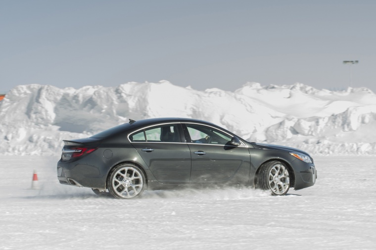 2014 Buick Regal GS AWD Picture