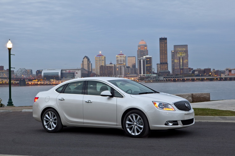 2014 Buick Verano Turbo Picture