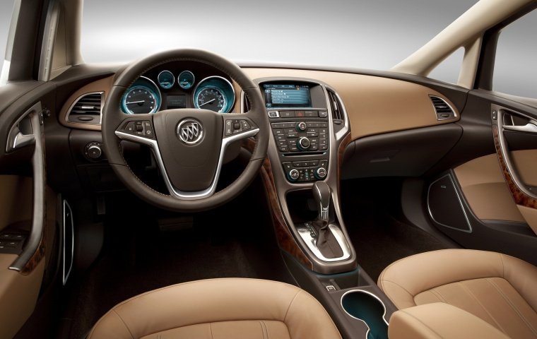 2015 Buick Verano Cockpit Picture