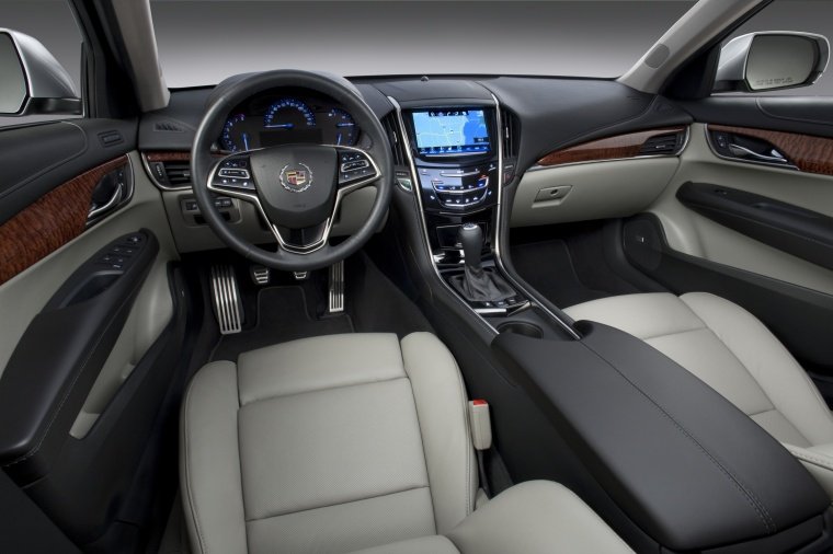 2014 Cadillac ATS Cockpit Picture