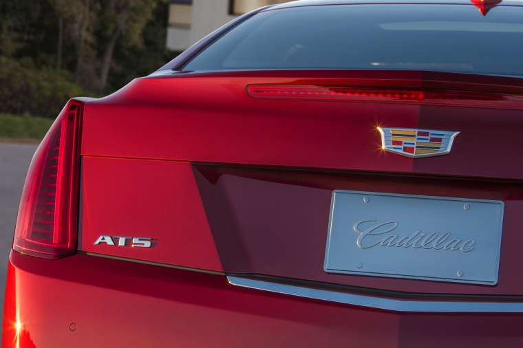 2015 Cadillac ATS Coupe 3.6 Tail Light Picture