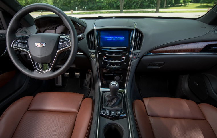 2015 Cadillac ATS Coupe 2.0T Cockpit Picture