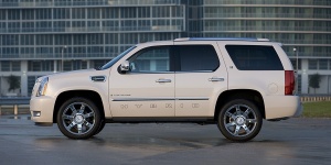 2010 Cadillac Escalade Pictures