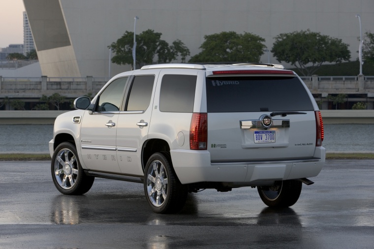 2011 Cadillac Escalade Hybrid Picture