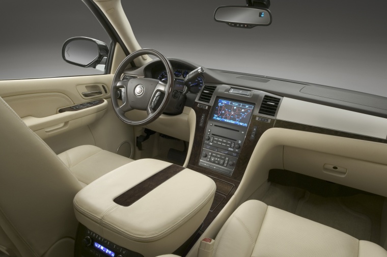 2014 Cadillac Escalade Interior Picture