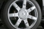 Picture of 2014 Cadillac Escalade Rim