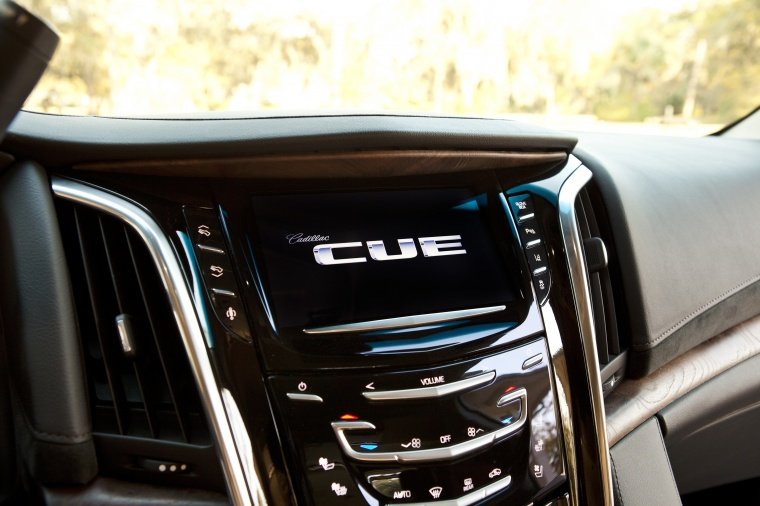 2015 Cadillac Escalade Center Stack Picture